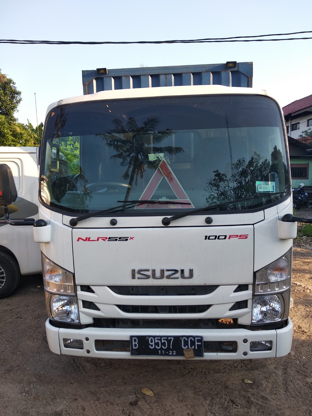 MS Trans Sewa Mobil Box Tangerang